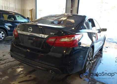 2018 Nissan Altima 2.5 Sv z USA, uszkodzony, nr VIN 1N4AL3AP2JC238866